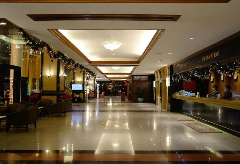 Town In Town Hotel Bangkok