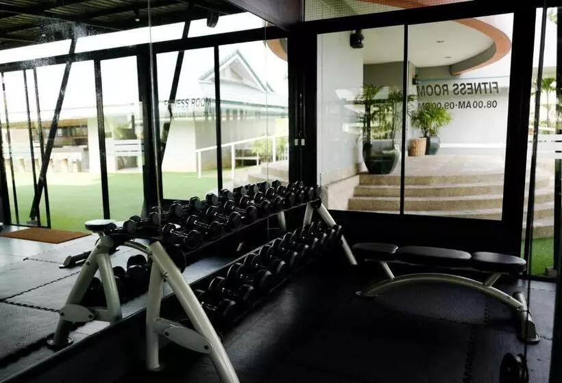 Town In Town Hotel Bangkok