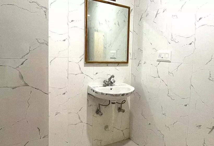 Moustache Manali Hostel