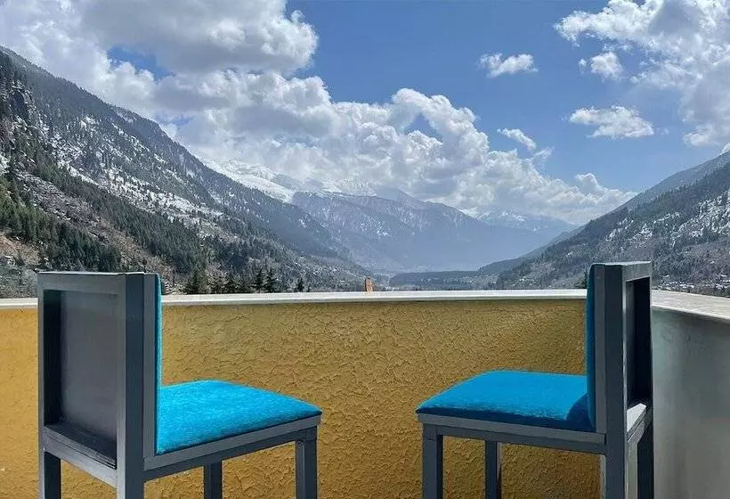 Moustache Manali Hostel