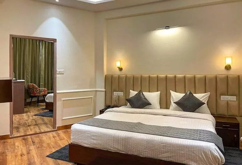 Moustache Manali Hostel