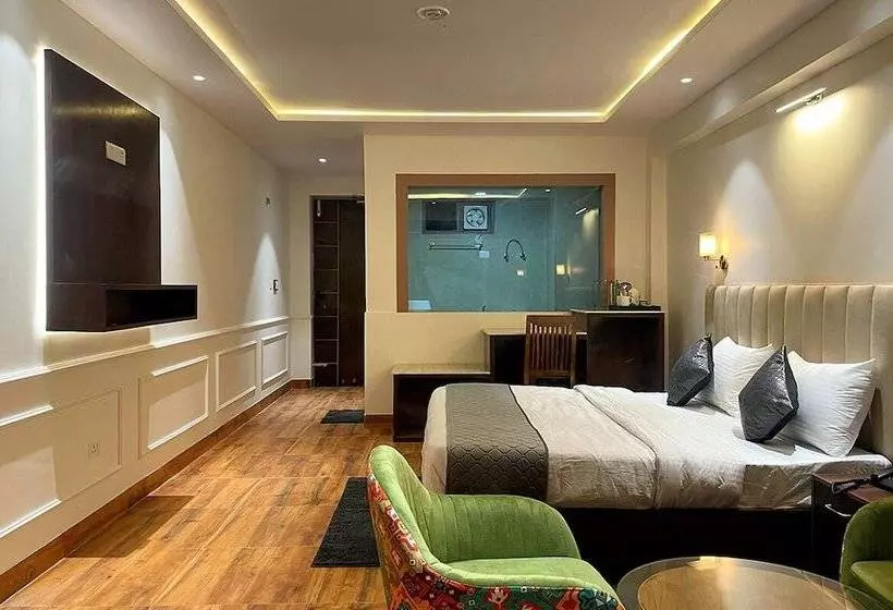 Moustache Manali Hostel