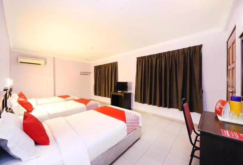 Comfort Hotel 2 By Oyo Rooms