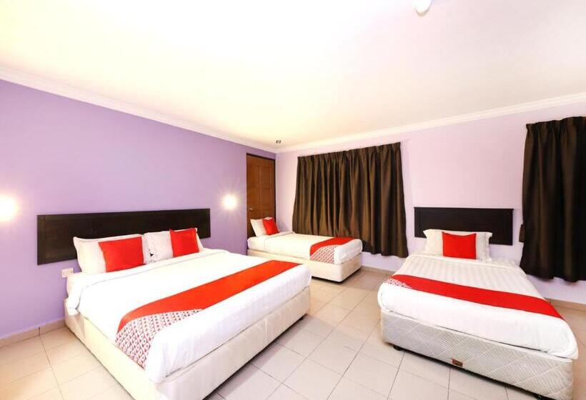 Comfort Hotel 2 By Oyo Rooms
