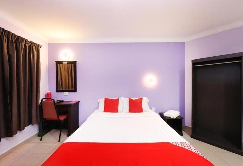 Comfort Hotel 2 By Oyo Rooms