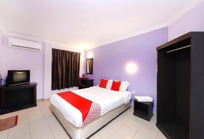 Comfort Hotel 2 By Oyo Rooms