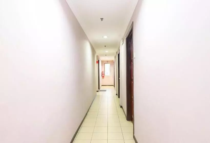 Comfort Hotel 2 By Oyo Rooms