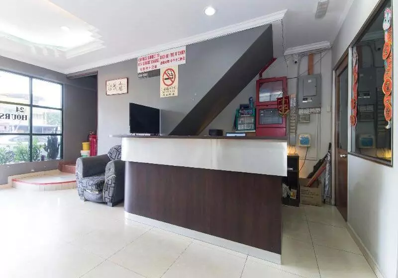 Comfort Hotel 2 By Oyo Rooms