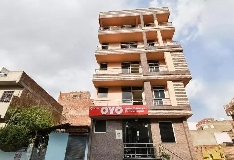Hotelli Bansiya Palace By Oyo Rooms