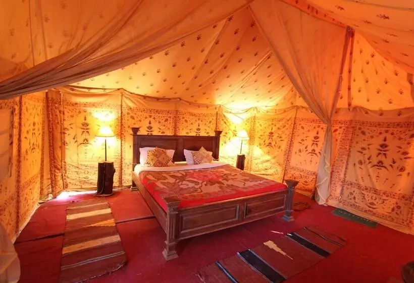 ホテル The Chirag Desert Camp