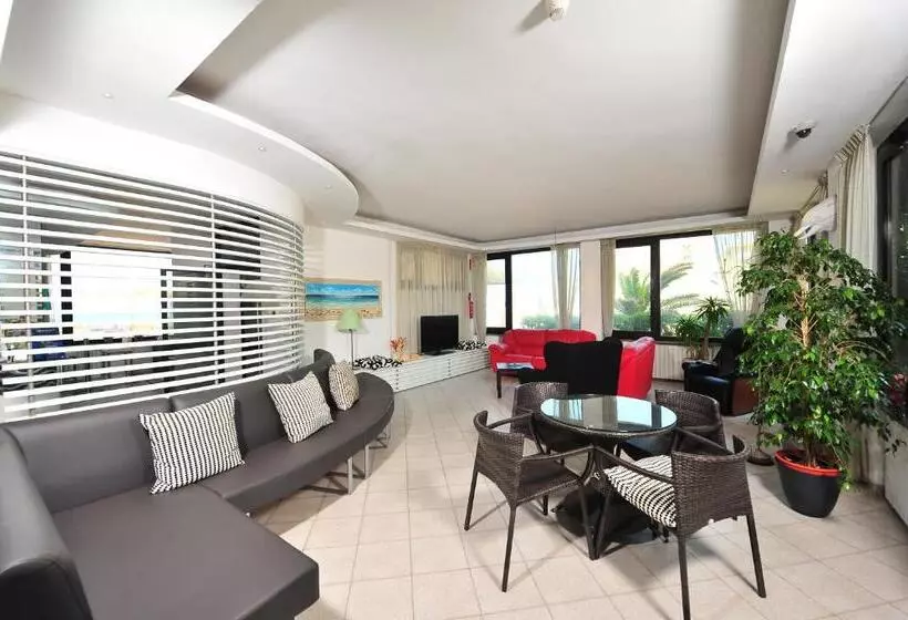 ホテル Il Delfino