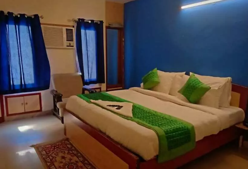 Hotel Mohan Noida
