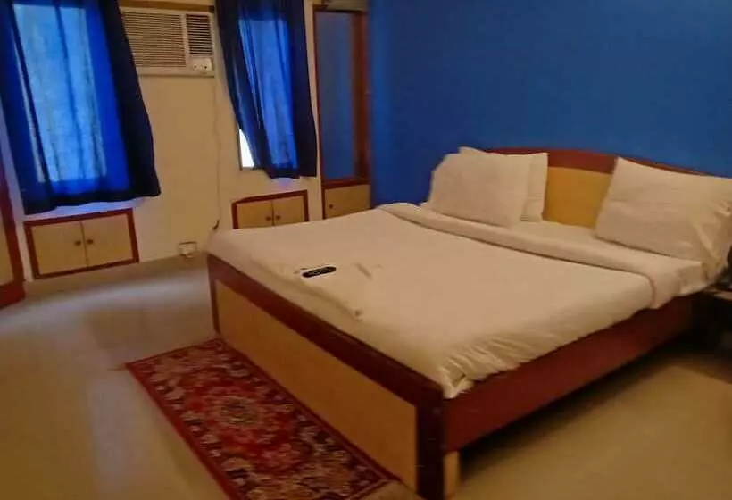 Hotel Mohan Noida