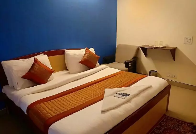 Hotel Mohan Noida