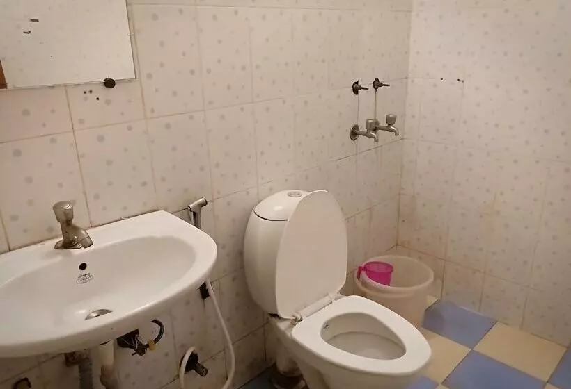 Hotel Mohan Noida