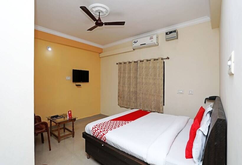 Hotel Senapati Palace By Oyo Rooms