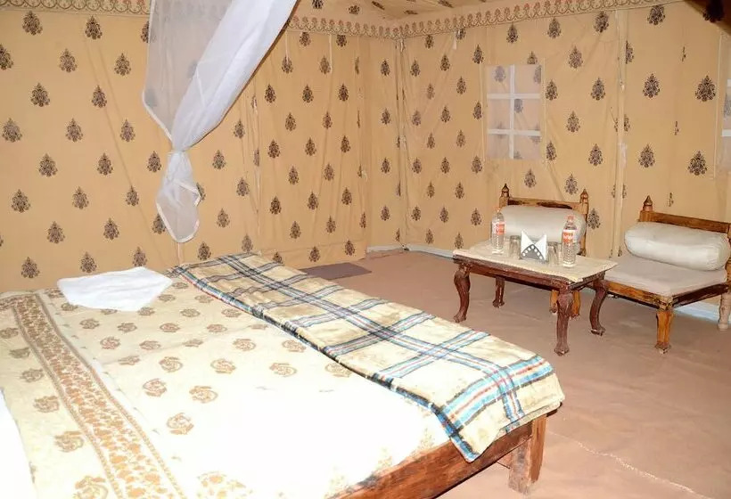 ホテル The Chirag Desert Camp