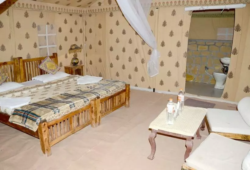 ホテル The Chirag Desert Camp