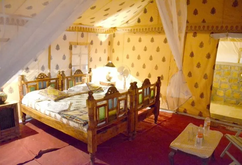 ホテル The Chirag Desert Camp