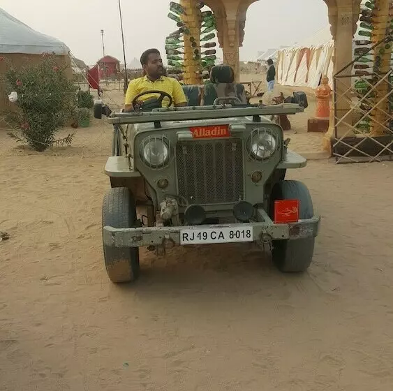 ホテル The Chirag Desert Camp
