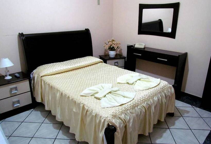 בית מלון כפרי Turi