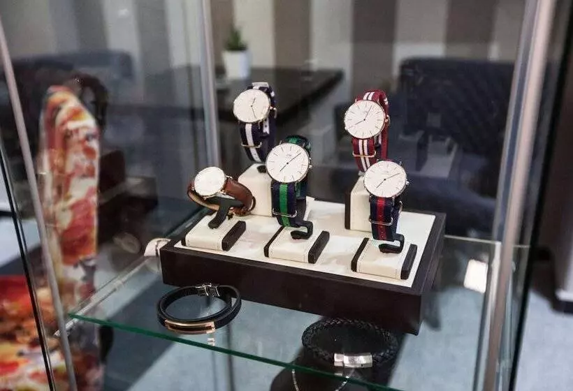 Majatalo Diamond City Living