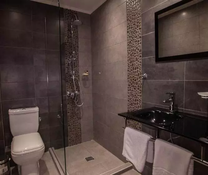 Majatalo Diamond City Living