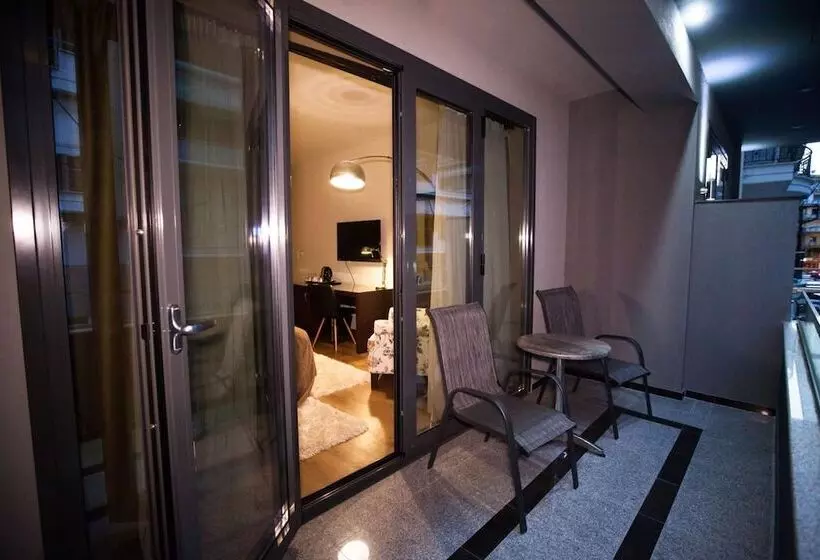 Majatalo Diamond City Living