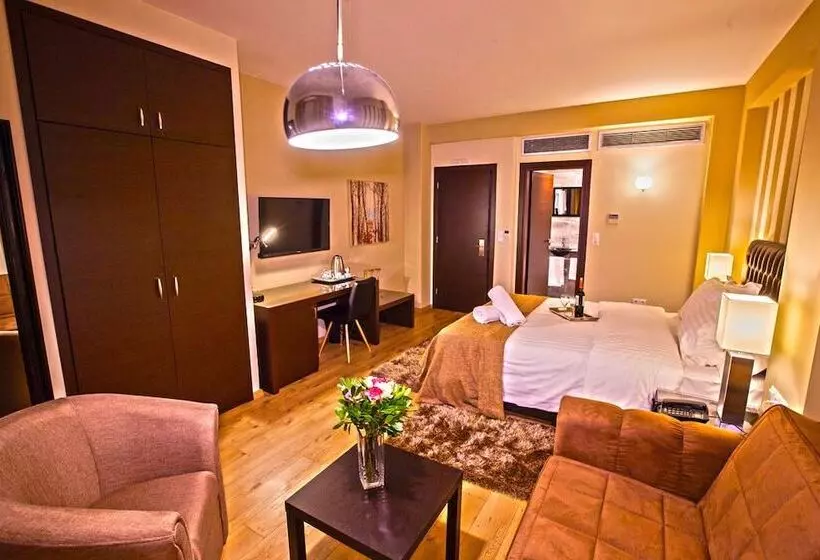 Majatalo Diamond City Living