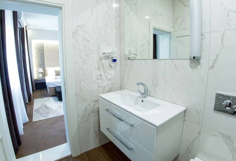 Pensió Luxury Villa Imperial   With The Vineyard Views