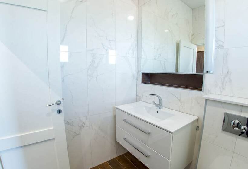 Pensió Luxury Villa Imperial   With The Vineyard Views