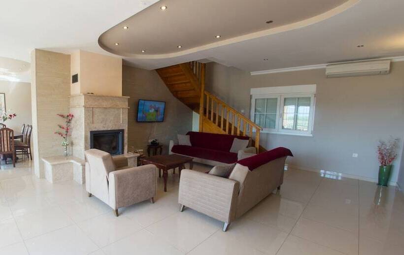 Pensió Luxury Villa Imperial   With The Vineyard Views