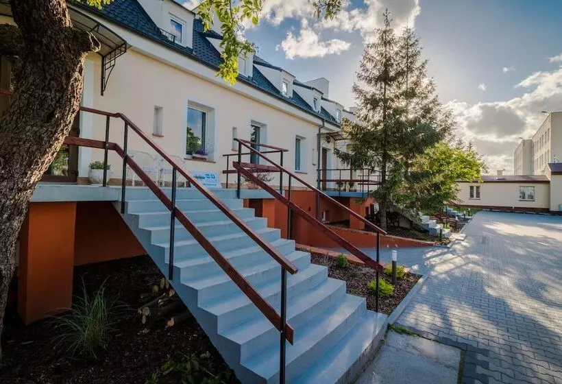 پانسیون Villa Italiana Pokoje Z Prywatnymi łazienkami & Odnowa Biologiczna