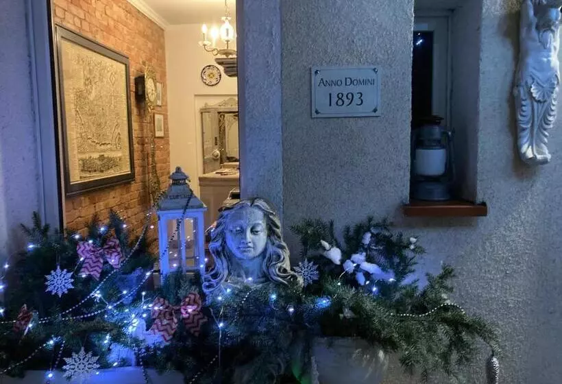پانسیون Villa Italiana Pokoje Z Prywatnymi łazienkami & Odnowa Biologiczna