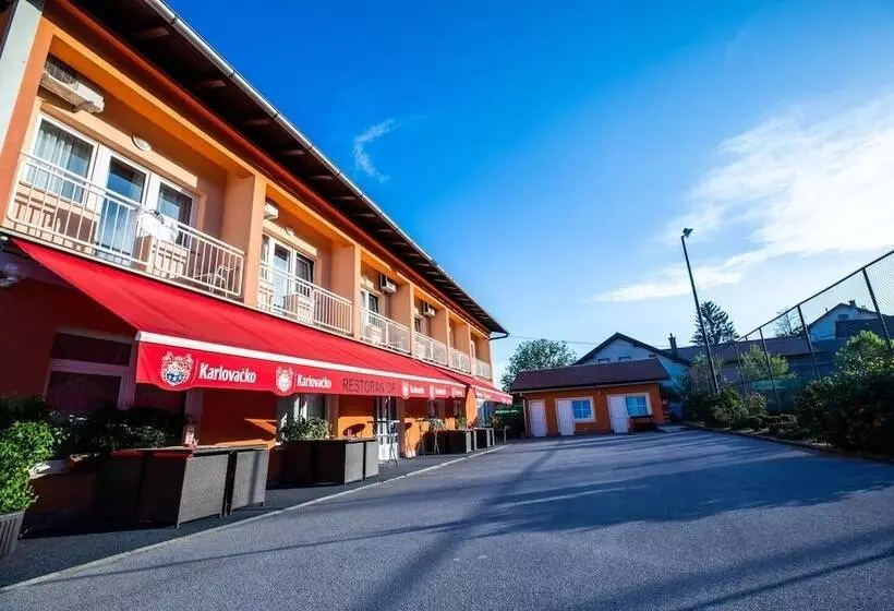 Bed And Breakfast Restaurant Dp