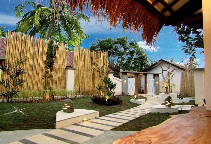 Bed and Breakfast The White Key Luxury Villas