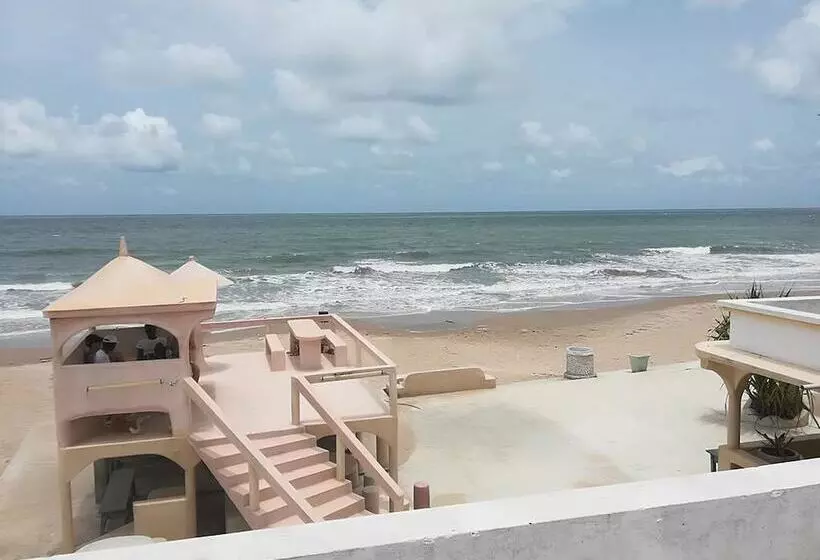 هتل De La Mer