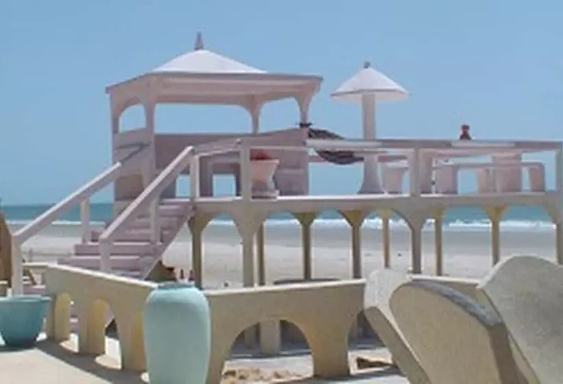 هتل De La Mer