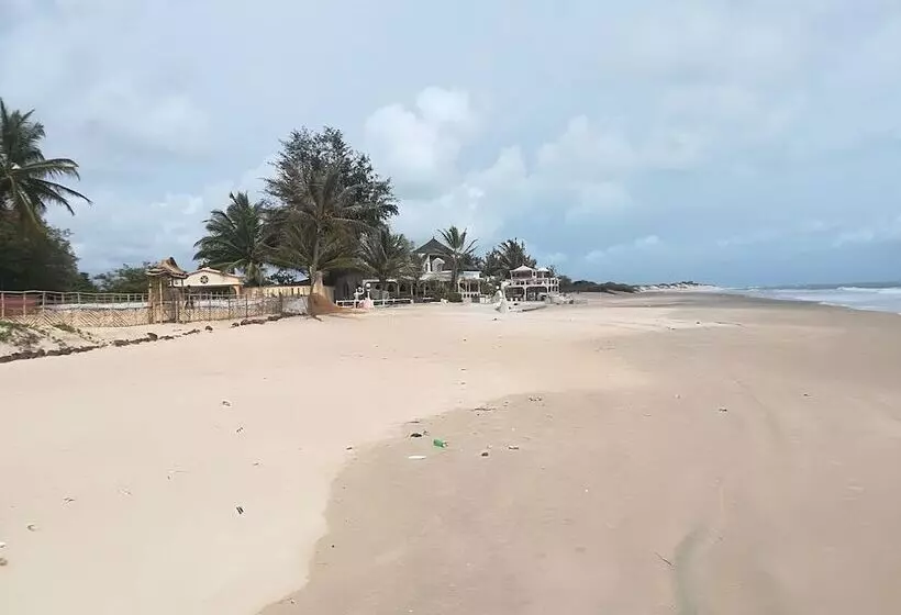 هتل De La Mer