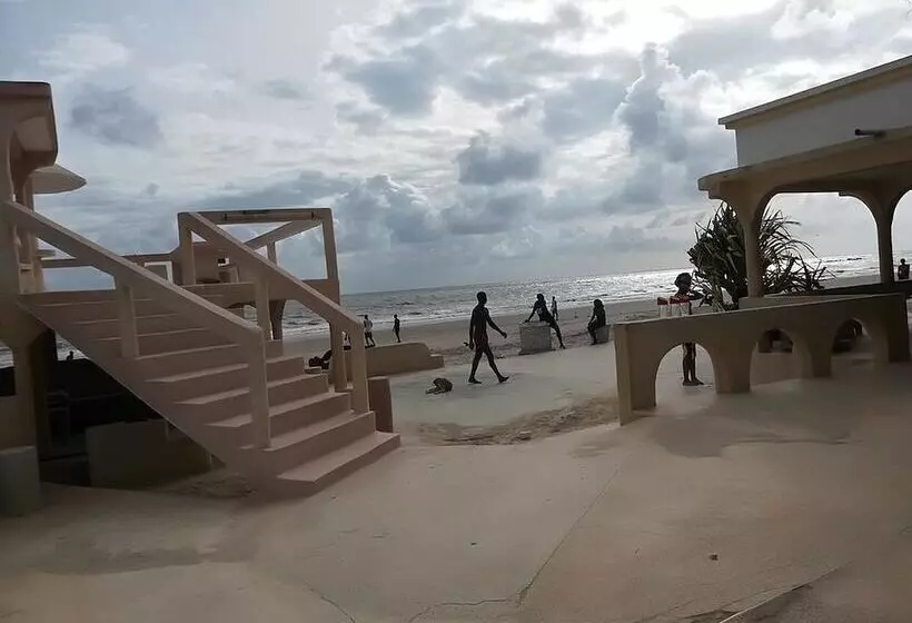 هتل De La Mer