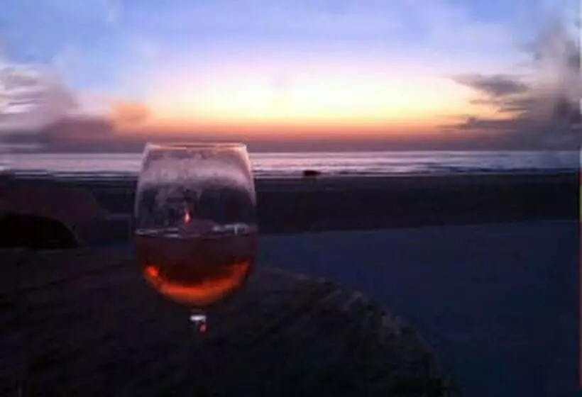 هتل De La Mer
