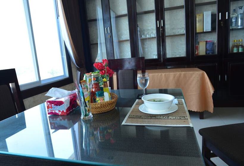 בית מלון כפרי Favanhmai