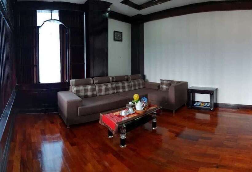 בית מלון כפרי Favanhmai