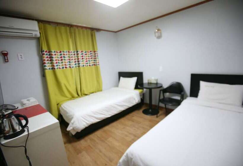 Jeongdongjin Motel
