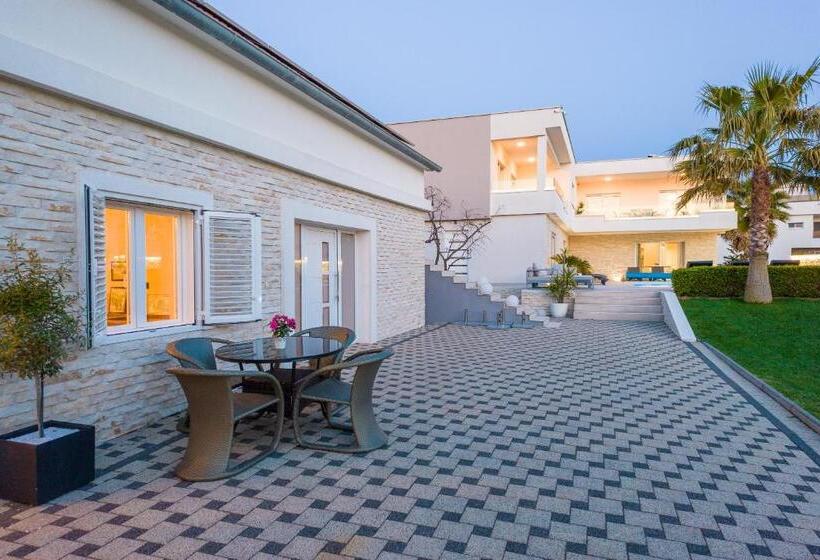 Luxury Apartments Marija