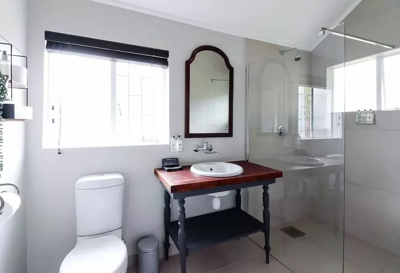 Majatalo Arbour1 Guesthouse