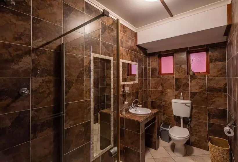 پانسیون Island Cottage Guesthouse