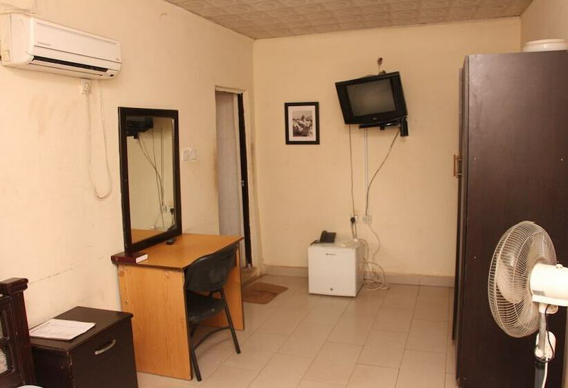 پانسیون Sapphire Guest House