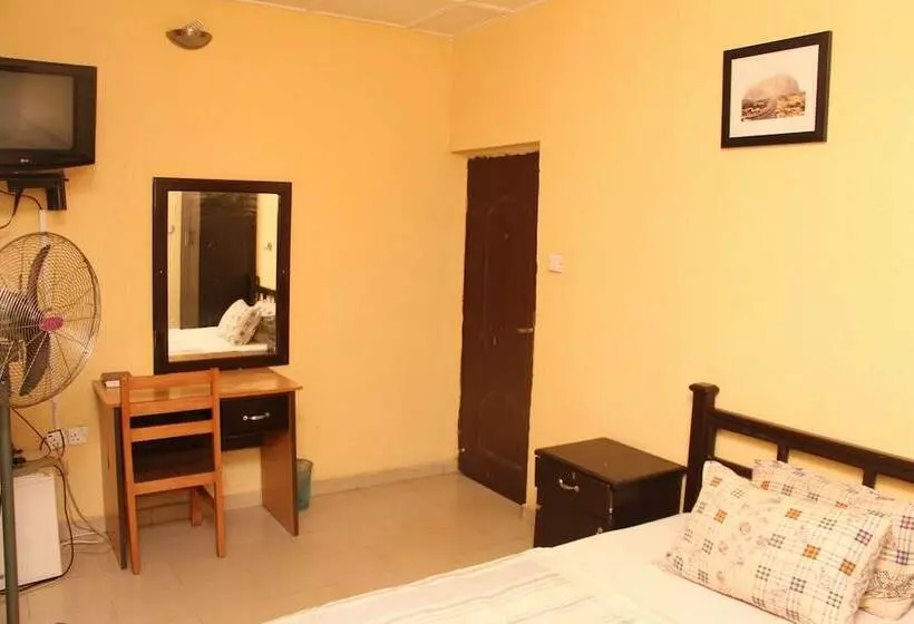 پانسیون Sapphire Guest House