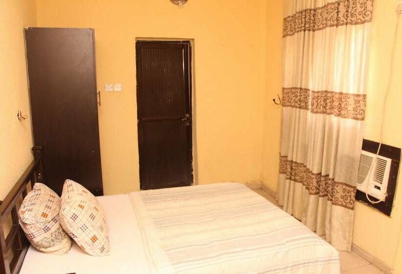 پانسیون Sapphire Guest House